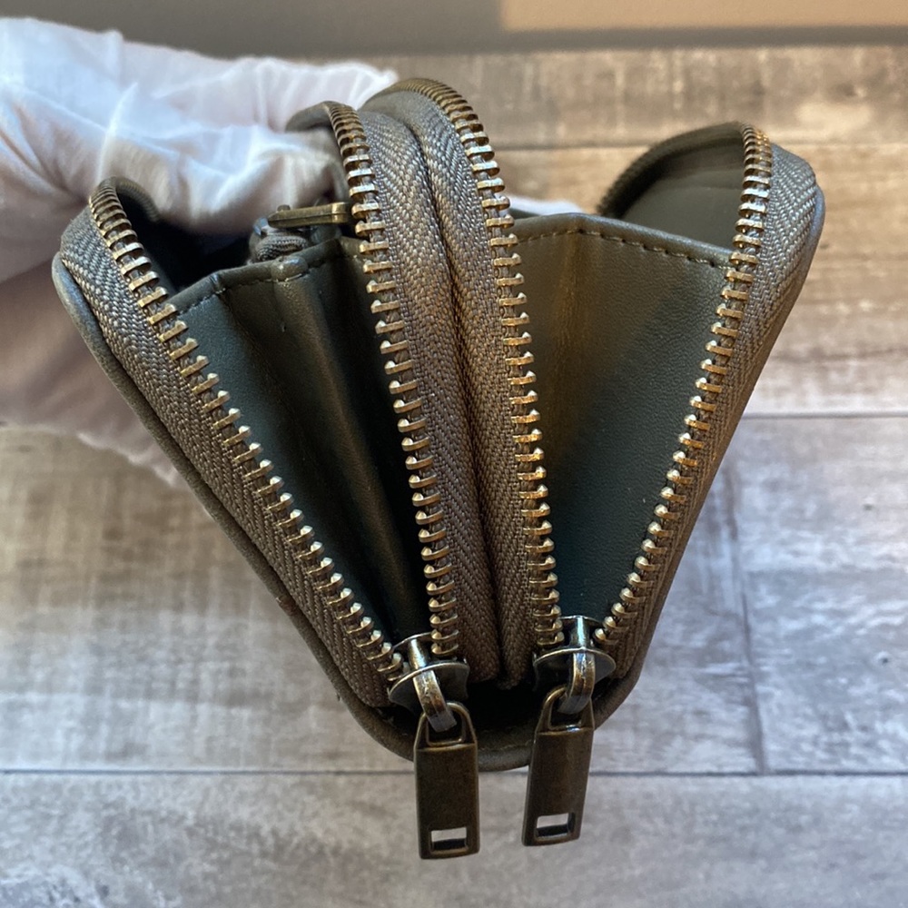 Universal Thread Double Zip Wallet - image 7